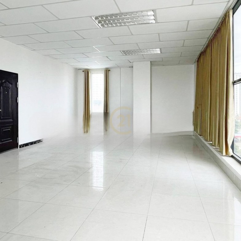 Building for sale in Bkk3