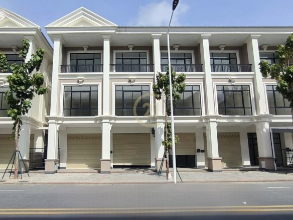 Shophouse for sale in Beng Hout Beng Snao