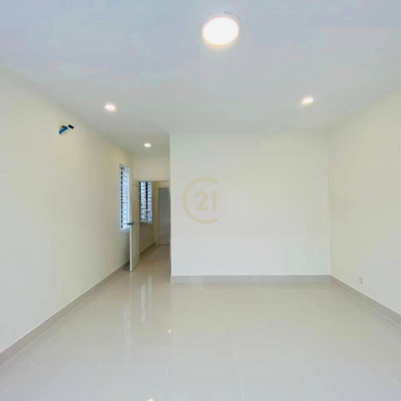 Shophouse for sale in Peng Hout Berng Snao
