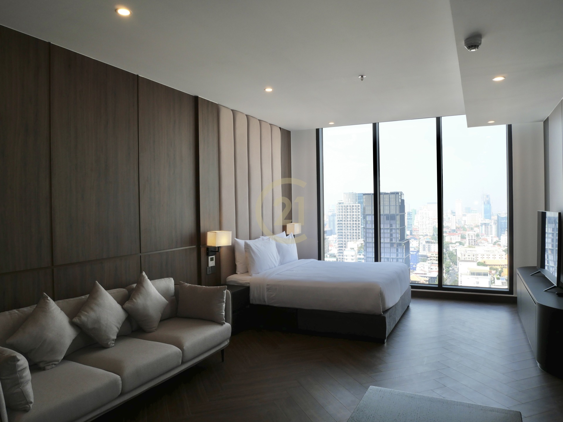 Luxurious Living Space Penthouse Perfection – 450sqm| Brand New