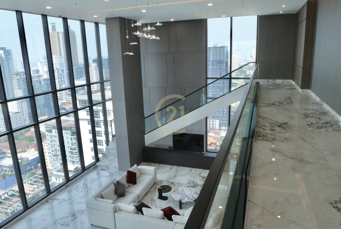 Luxurious Living Space Penthouse Perfection – 450sqm| Brand New