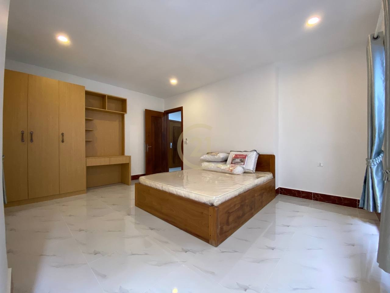 Available one bedroom at Toul Toumpong
