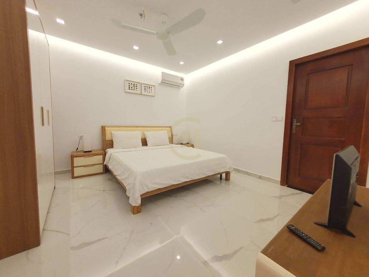 Luxury 1-Bedroom for Rent | BKK1, Phnom Penh