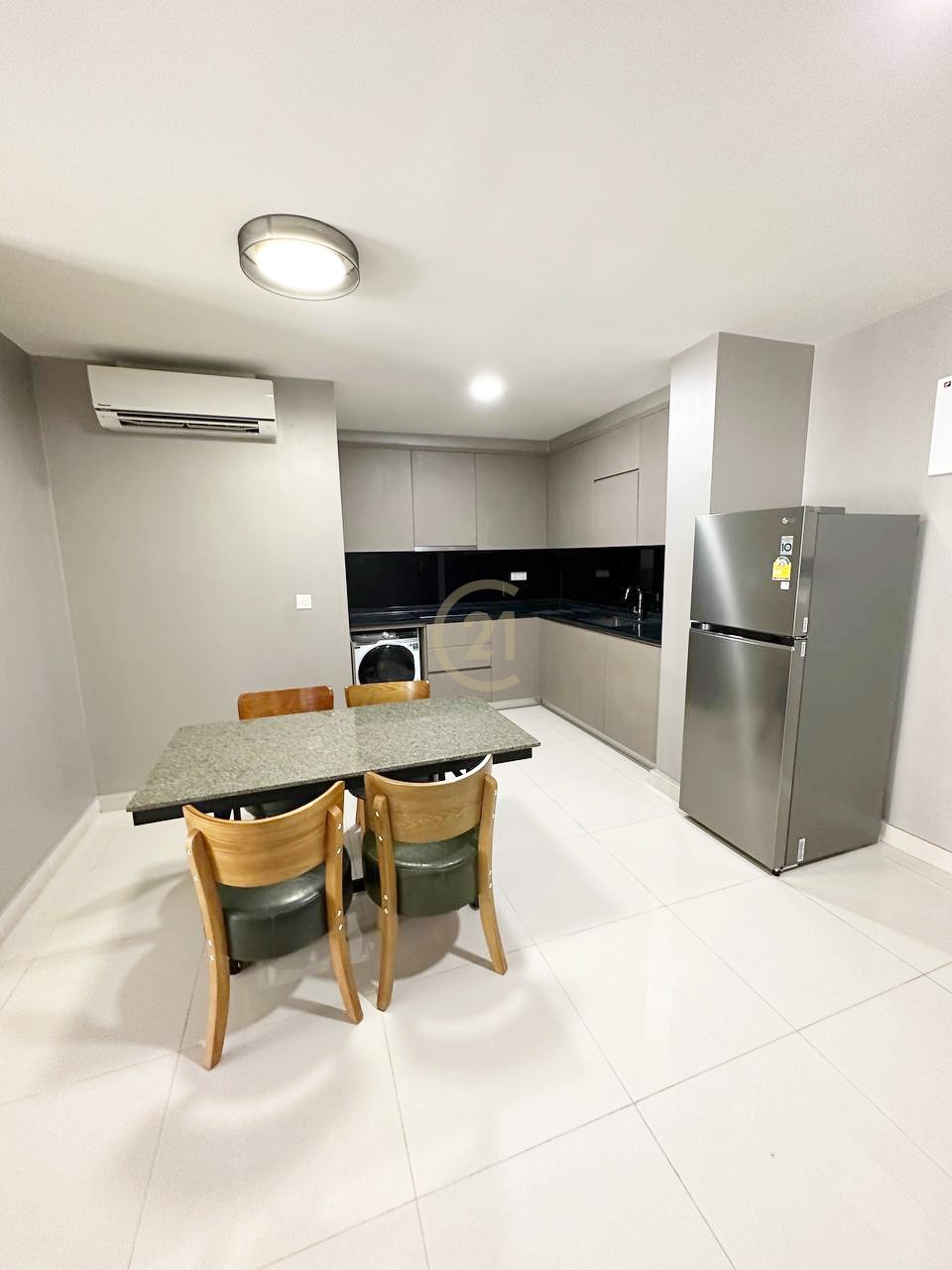 Special 3 Bedroom for Sale at The Peak