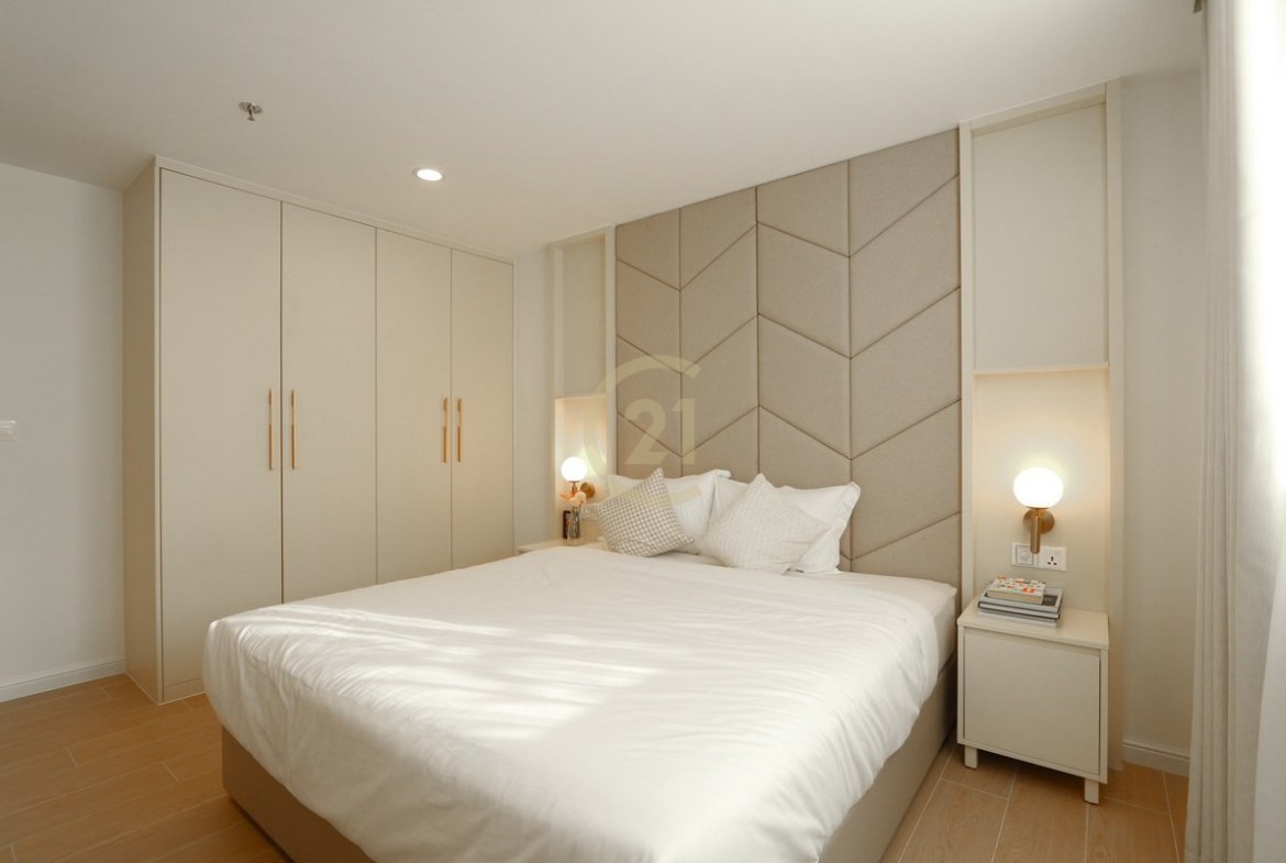 Luxurious 2-Bedroom Apartment for Rent At Toul Kork