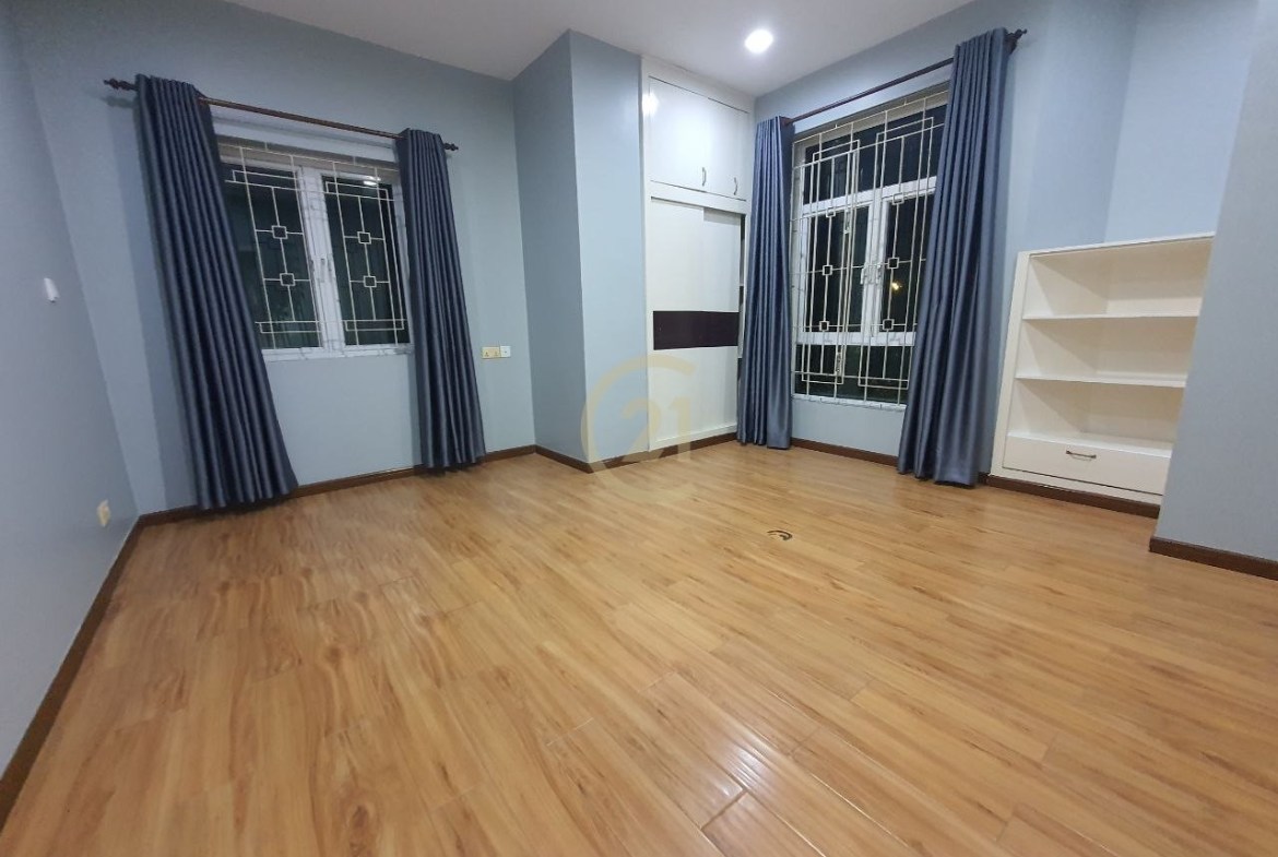 Specious 4 Bedroom For Rent At Toul Kork
