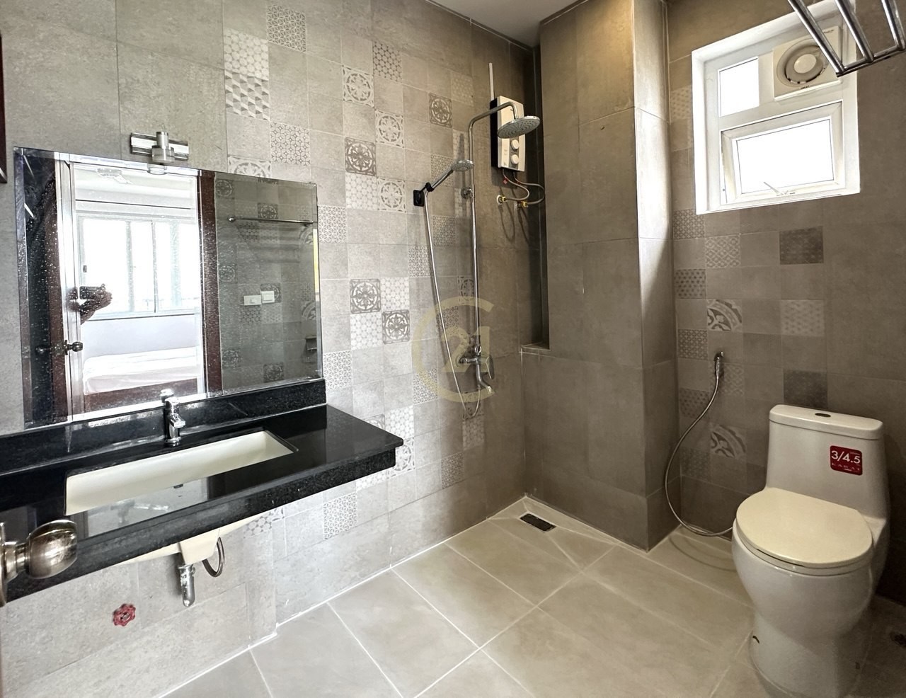 Luxury Two Bedroom For Rent At Olympic