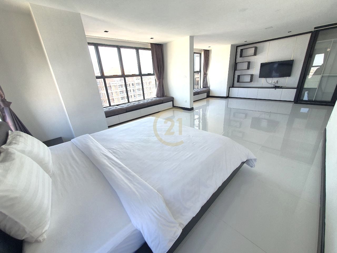 Specious 2 Bedroom Penthouse For Rent at TK