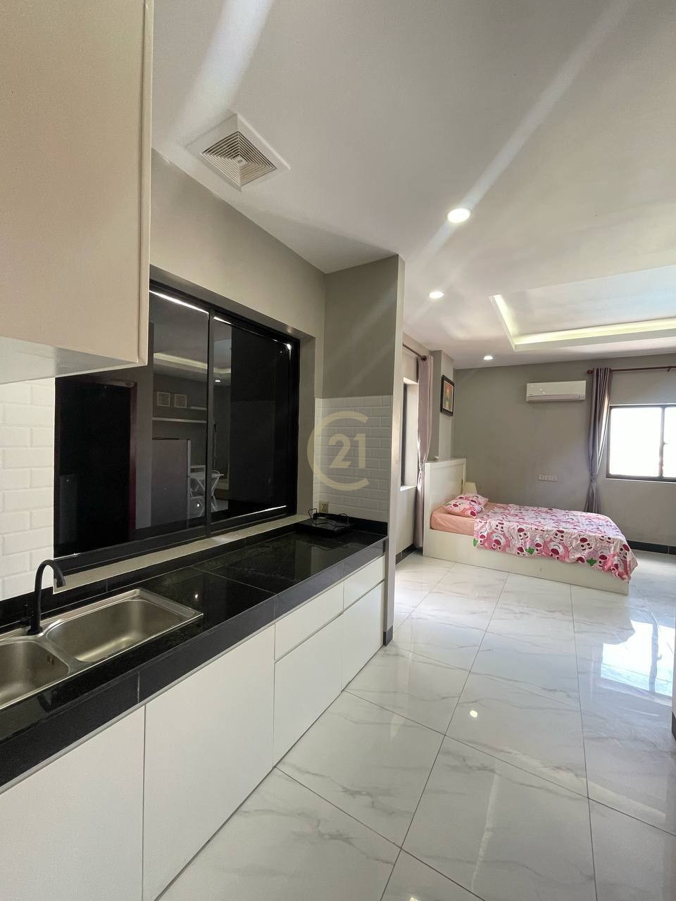 Good Studio for rent at Prampi Makara