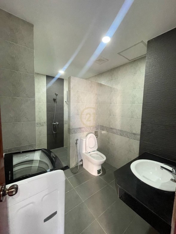 Good Studio for rent at Prampi Makara