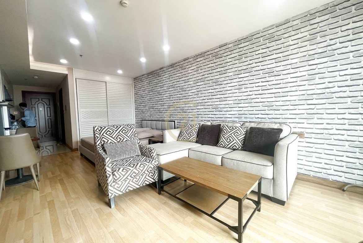 LUXURY ONE BEDROOM FOR RENT