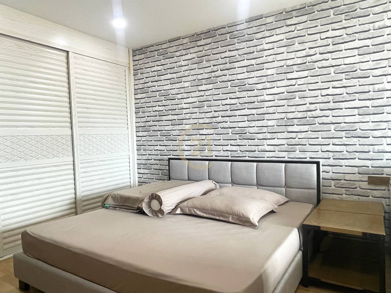 LUXURY ONE BEDROOM FOR RENT