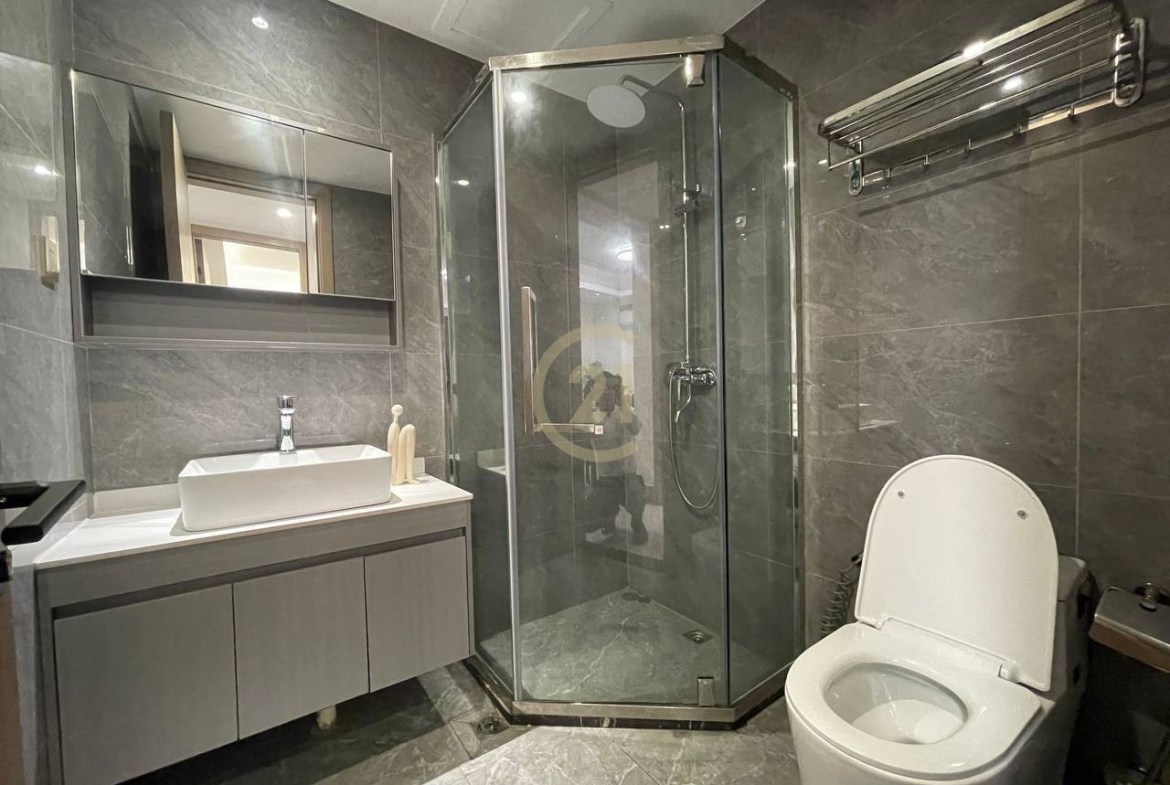 VINTAGE TWO BEDROOM FOR RENT