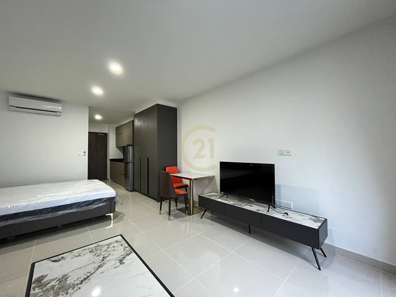 LUXURIOUS STUDIO ROOM FOR RENT