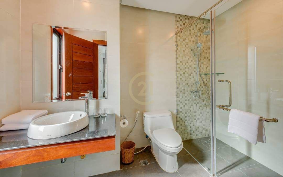 Western Two Bedroom for rent at BKK1