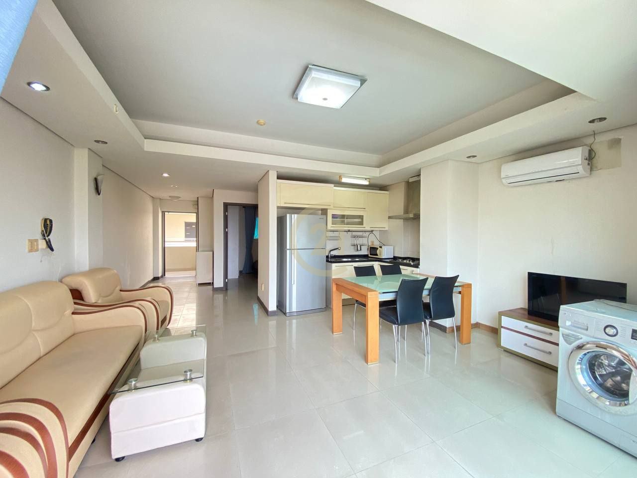 LUXURIOUS ONE BEDROOM FOR RENT