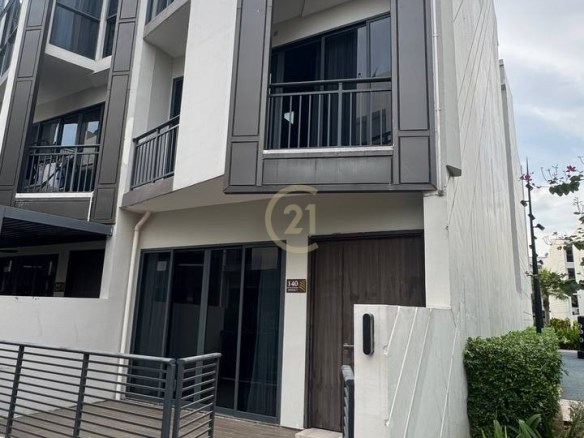 Luxury House for rent