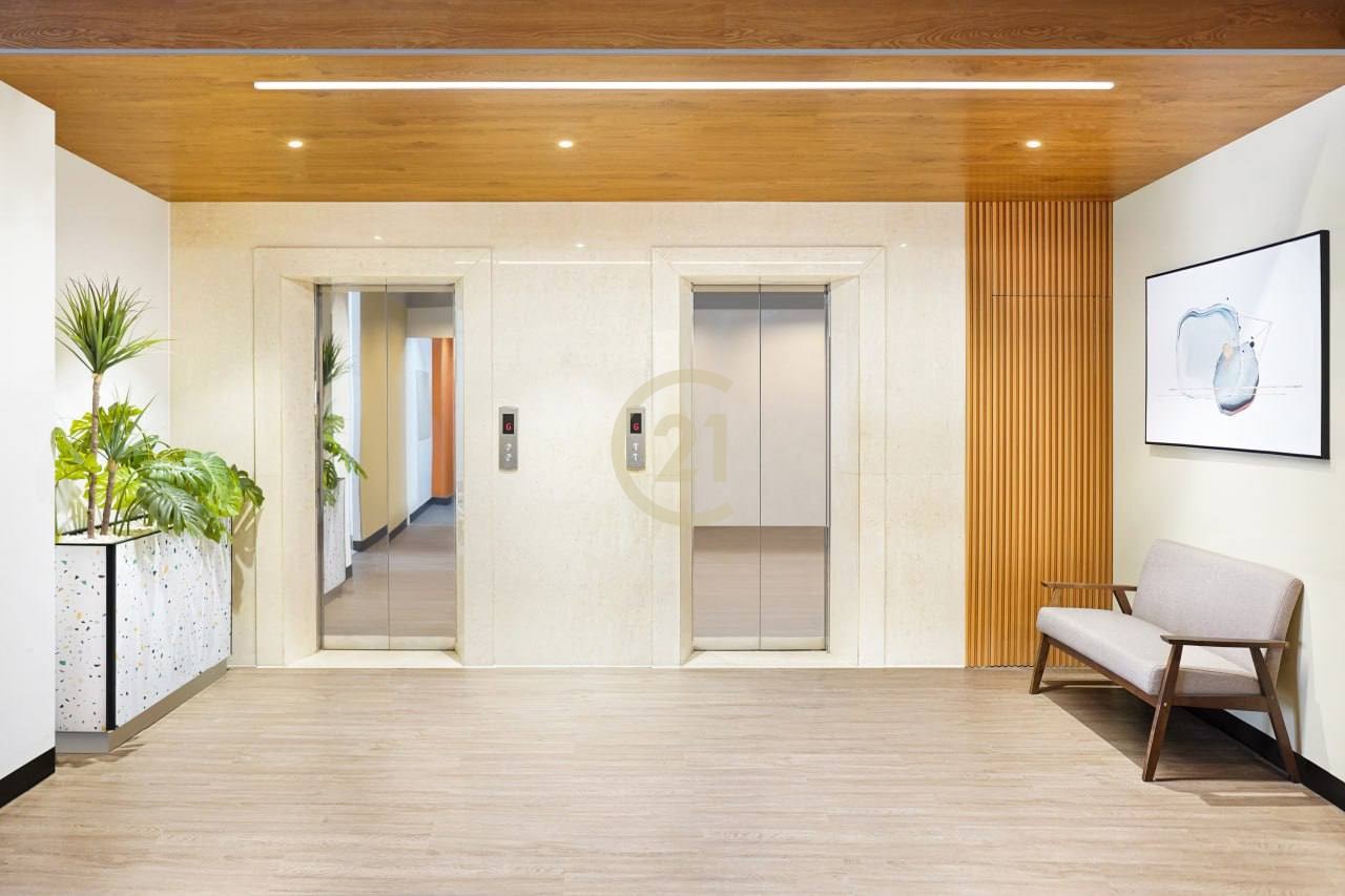 VINTAGE OFFICE SPACE FOR RENT