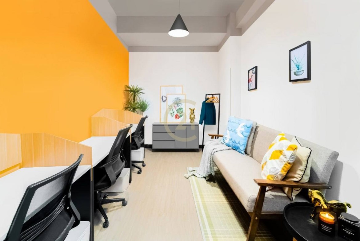VINTAGE OFFICE SPACE FOR RENT