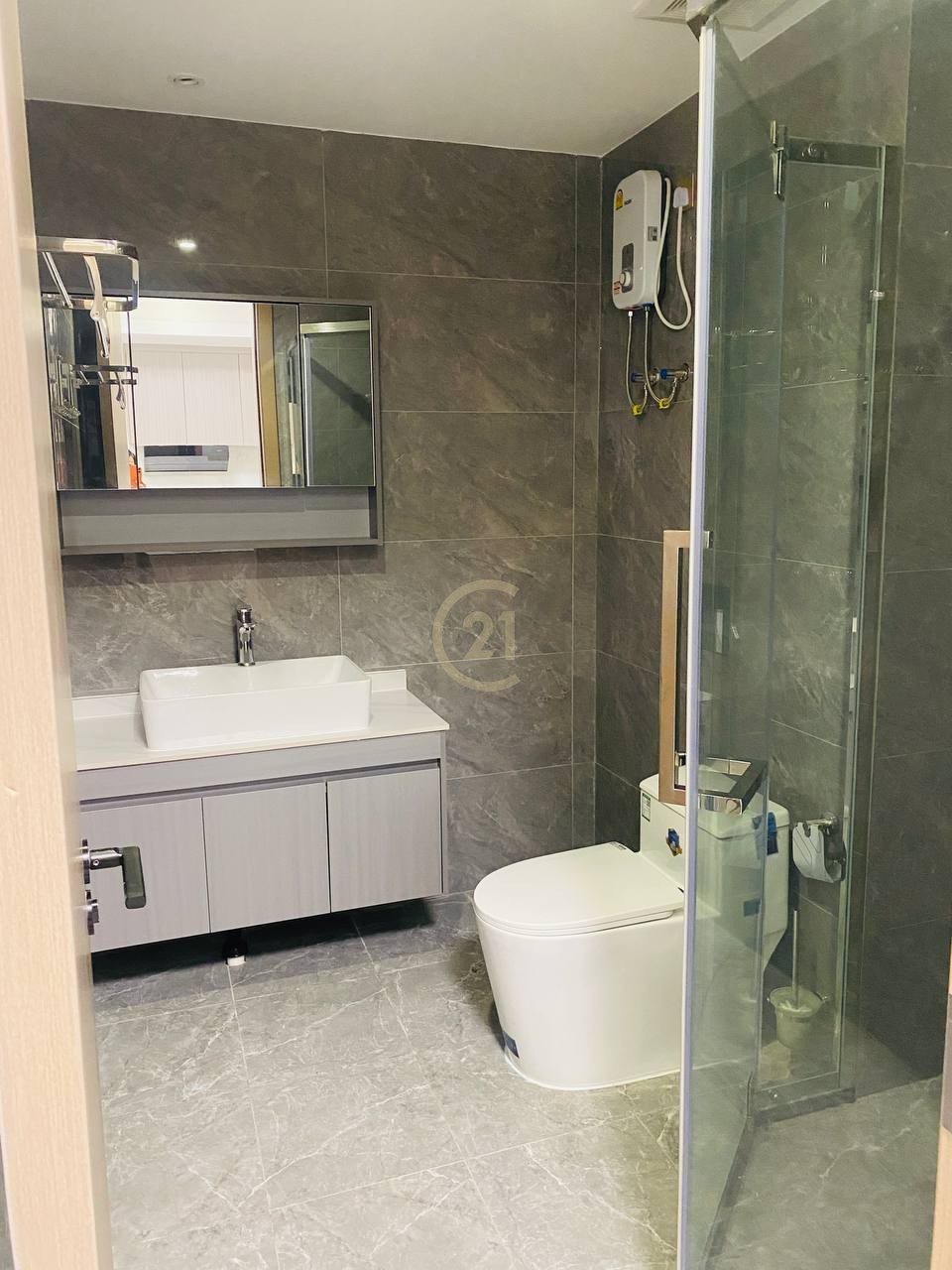 New One Bedroom for rent