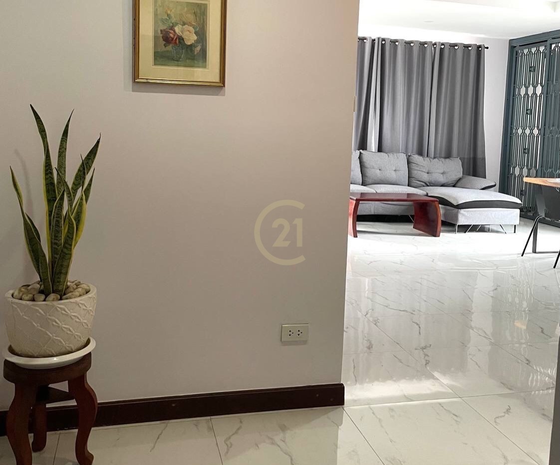 Luxury Two Bedroom For Rent At Olympic