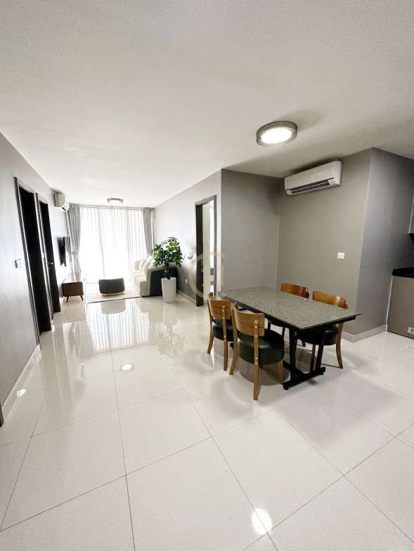 Special 3 Bedroom for Sale at The Peak