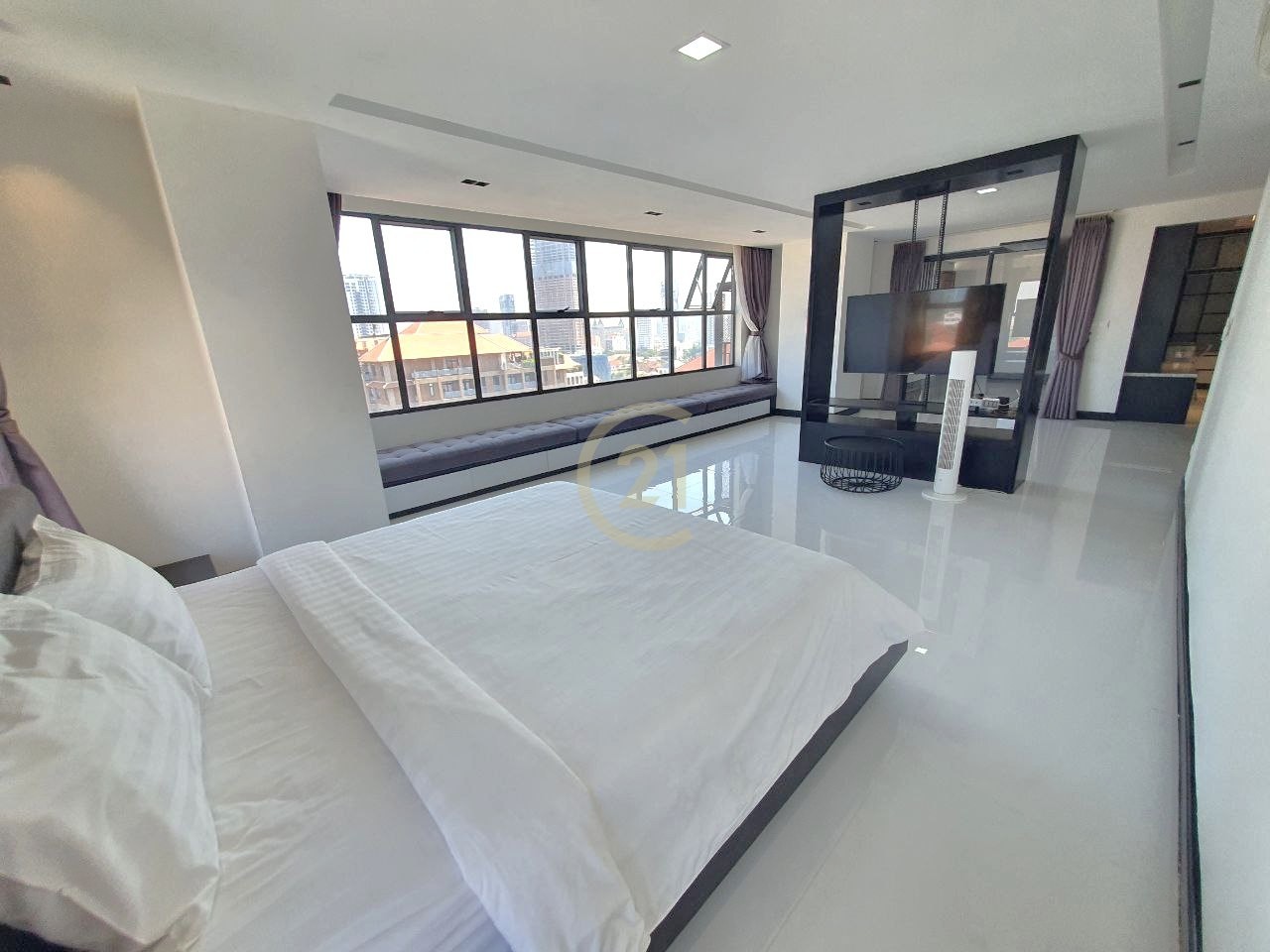 Specious 2 Bedroom Penthouse For Rent at TK