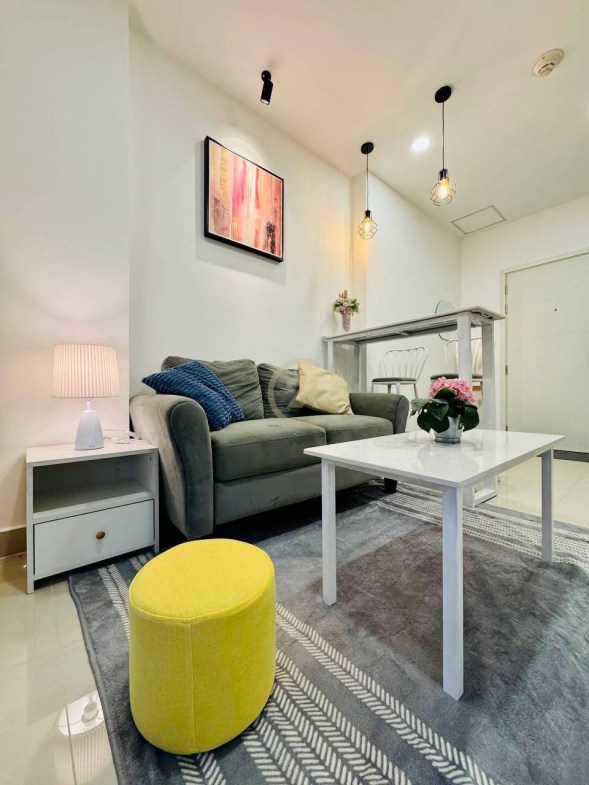 Cozy 1 Condo Bedroom For Rent at Toul Kork