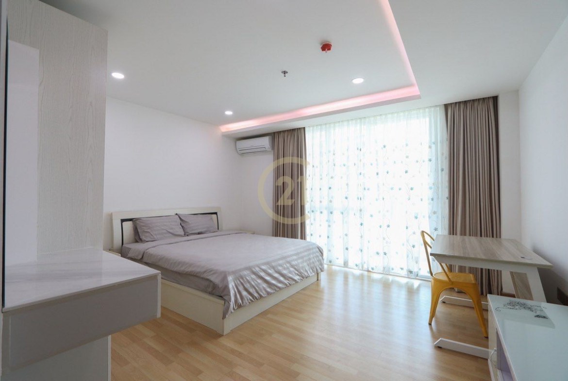 Cozy 1 Bedroom For Rent at Olympia
