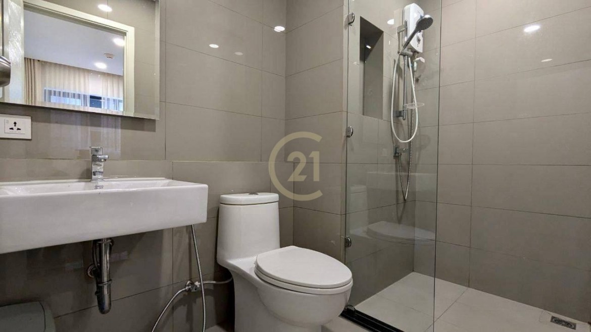 Cozy 1 Condo Bedroom For Rent at Toul Kork