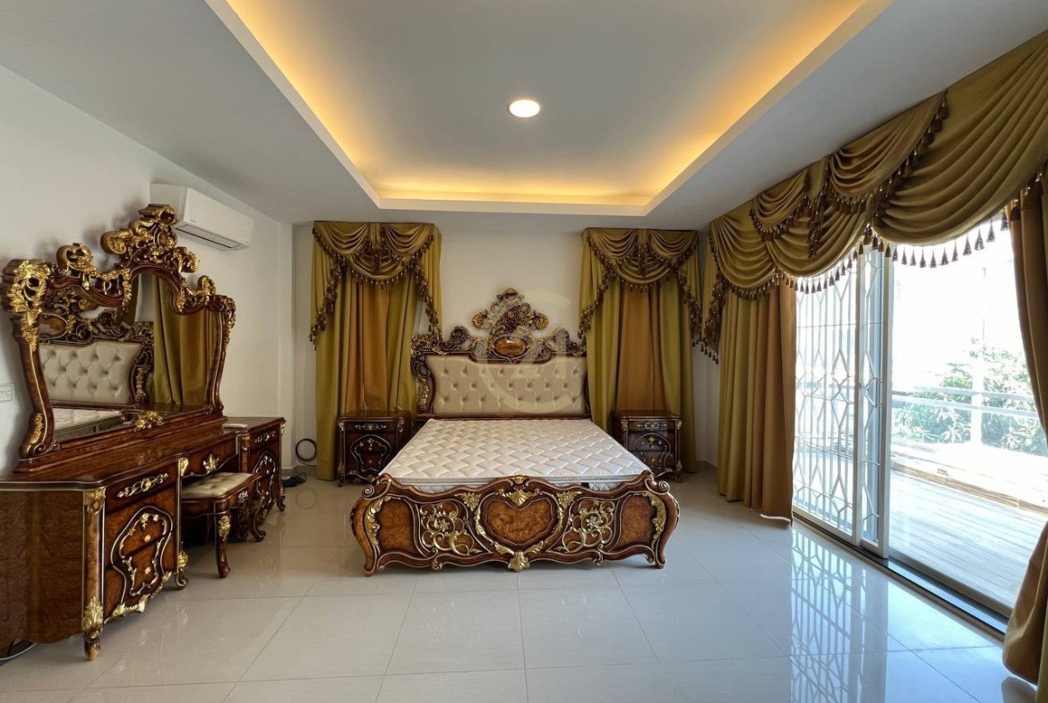 Twin Villa For Rent at Borey Orkide 2004