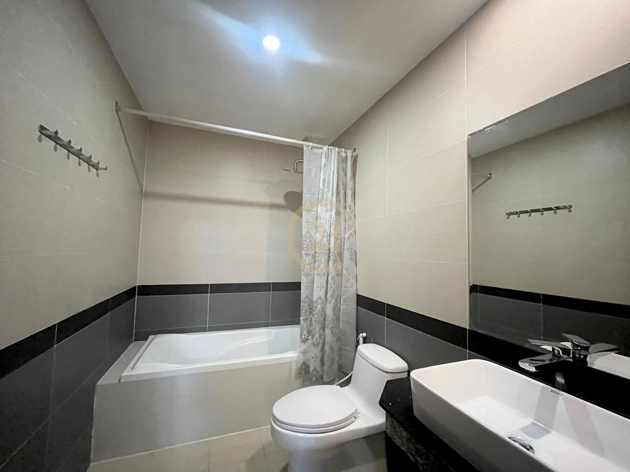 Stylish 1 Bedroom For Rent at 7 Makara