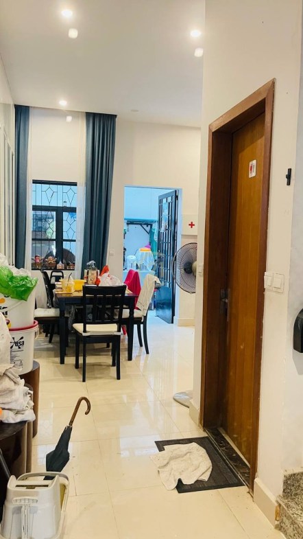 Luxury Villa For Rent At Villa Town