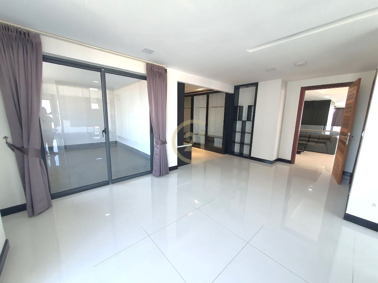 Specious 2 Bedroom Penthouse For Rent at TK