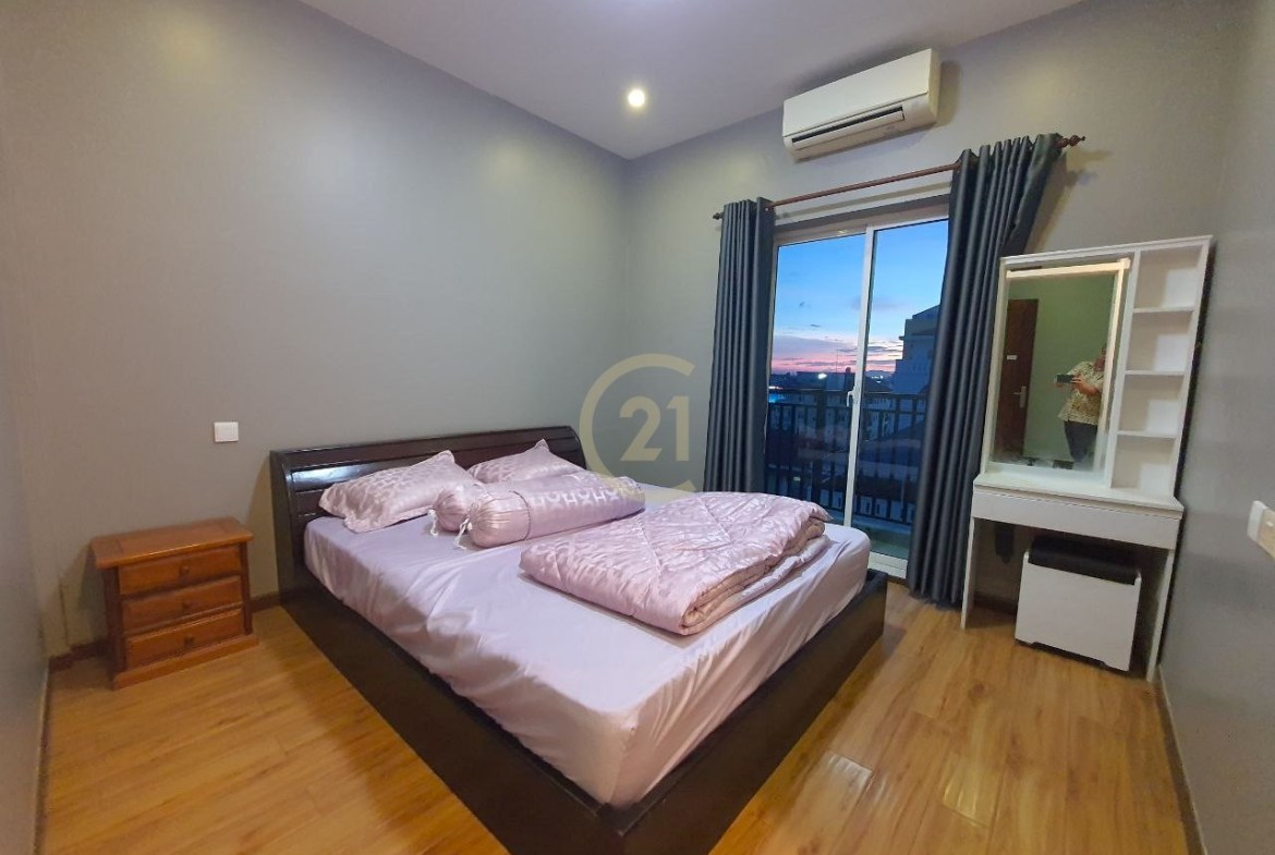 Specious 4 Bedroom For Rent At Toul Kork