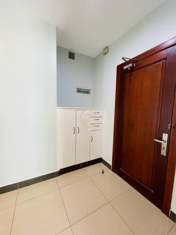 Elegant 4-Bedroom Apartment in Psar Derm T’kov