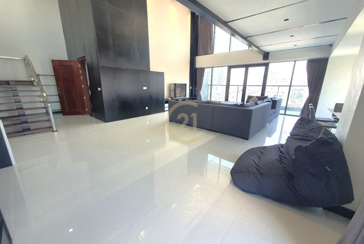 Specious 2 Bedroom Penthouse For Rent at TK