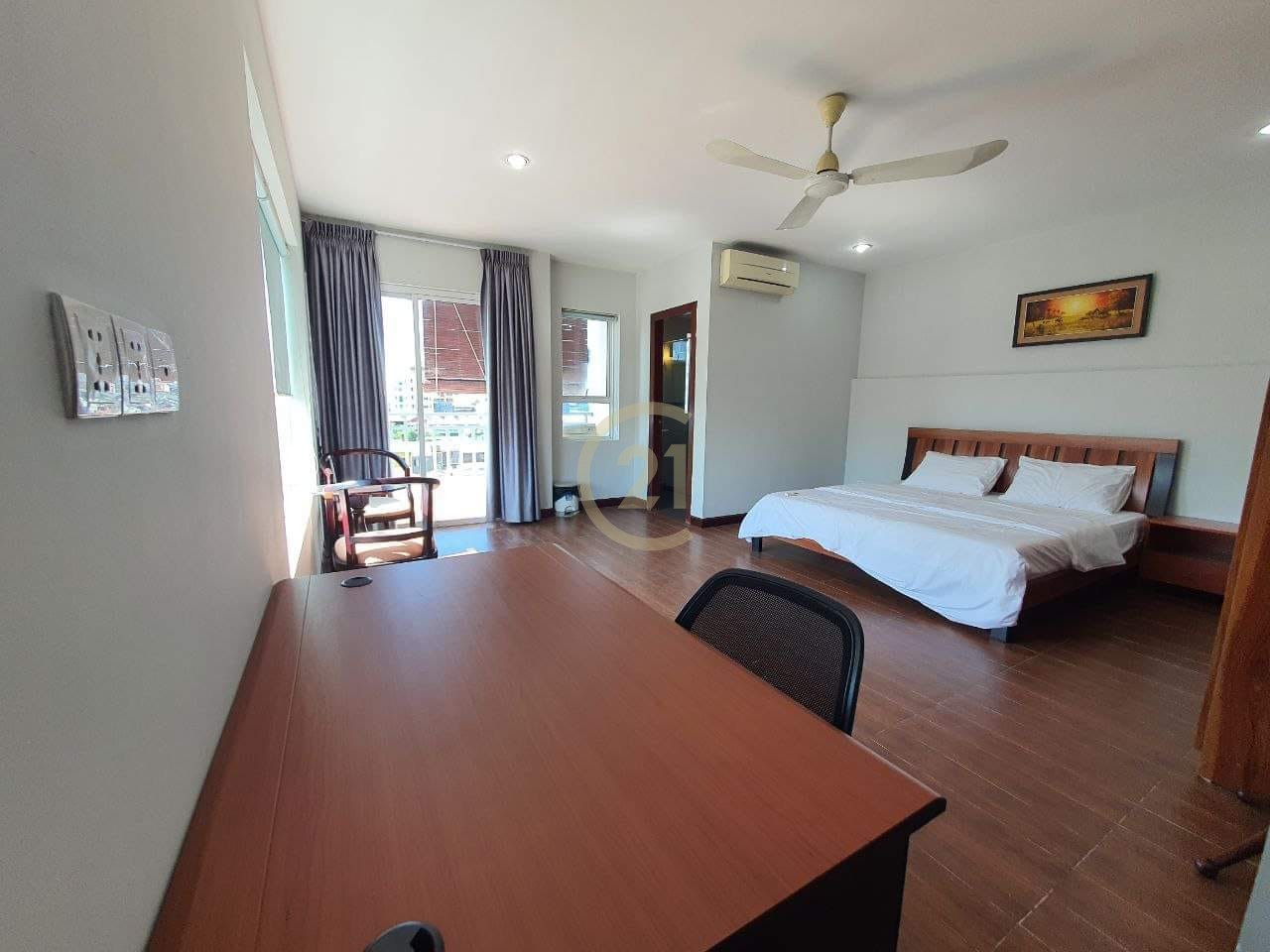 CLASSIC TWO BEDROOM FOR RENT