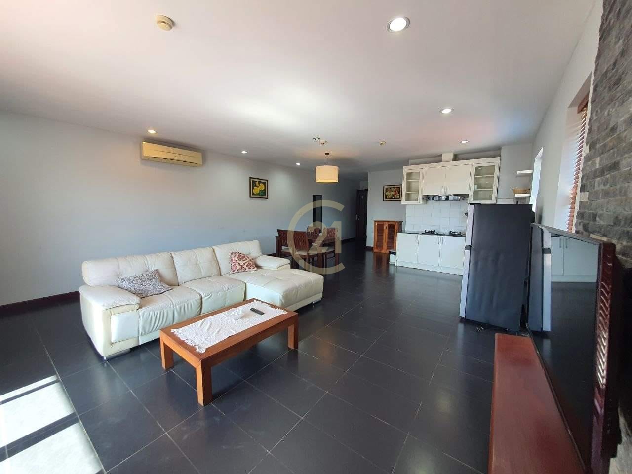 CLASSIC TWO BEDROOM FOR RENT