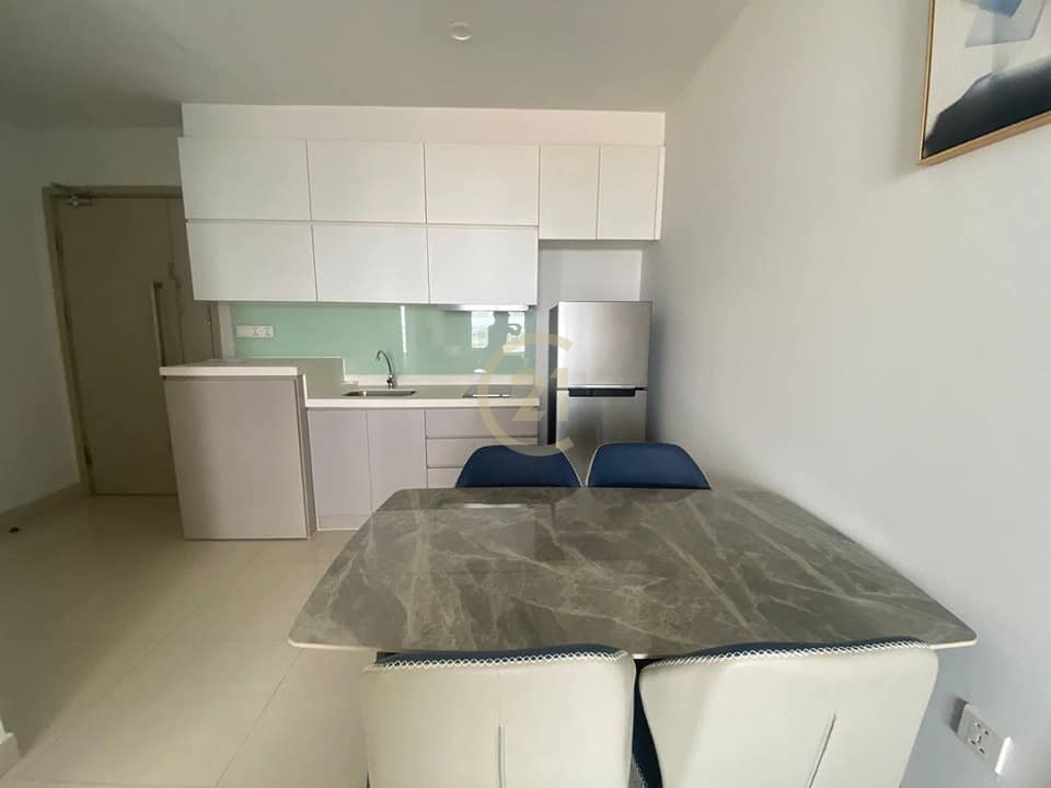 MODERN ONE BEDROOM FOR RENT