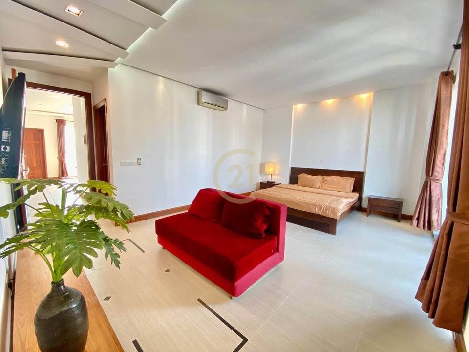 CLASSIC TWO BEDROOM FOR RENT