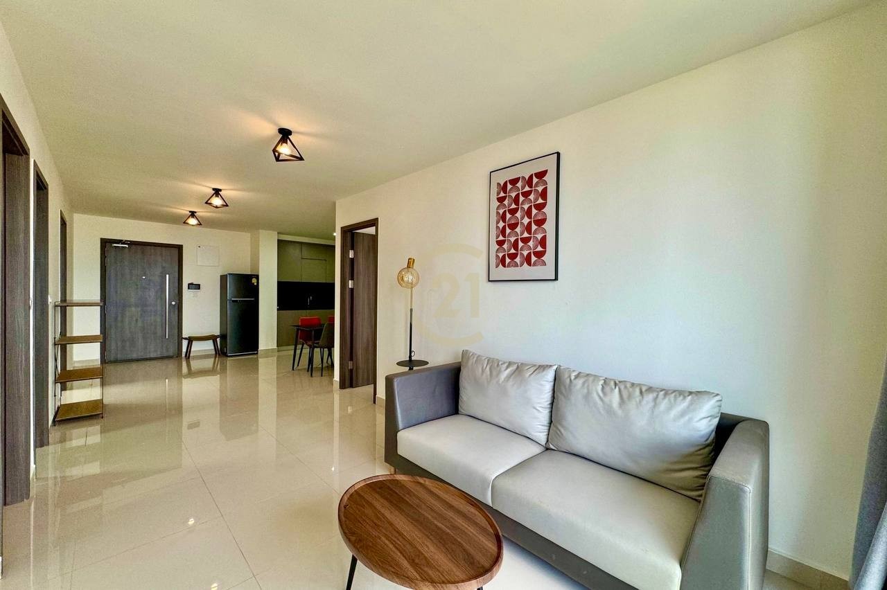 LUXURIOUS THREE BEDROOM FOR RENT
