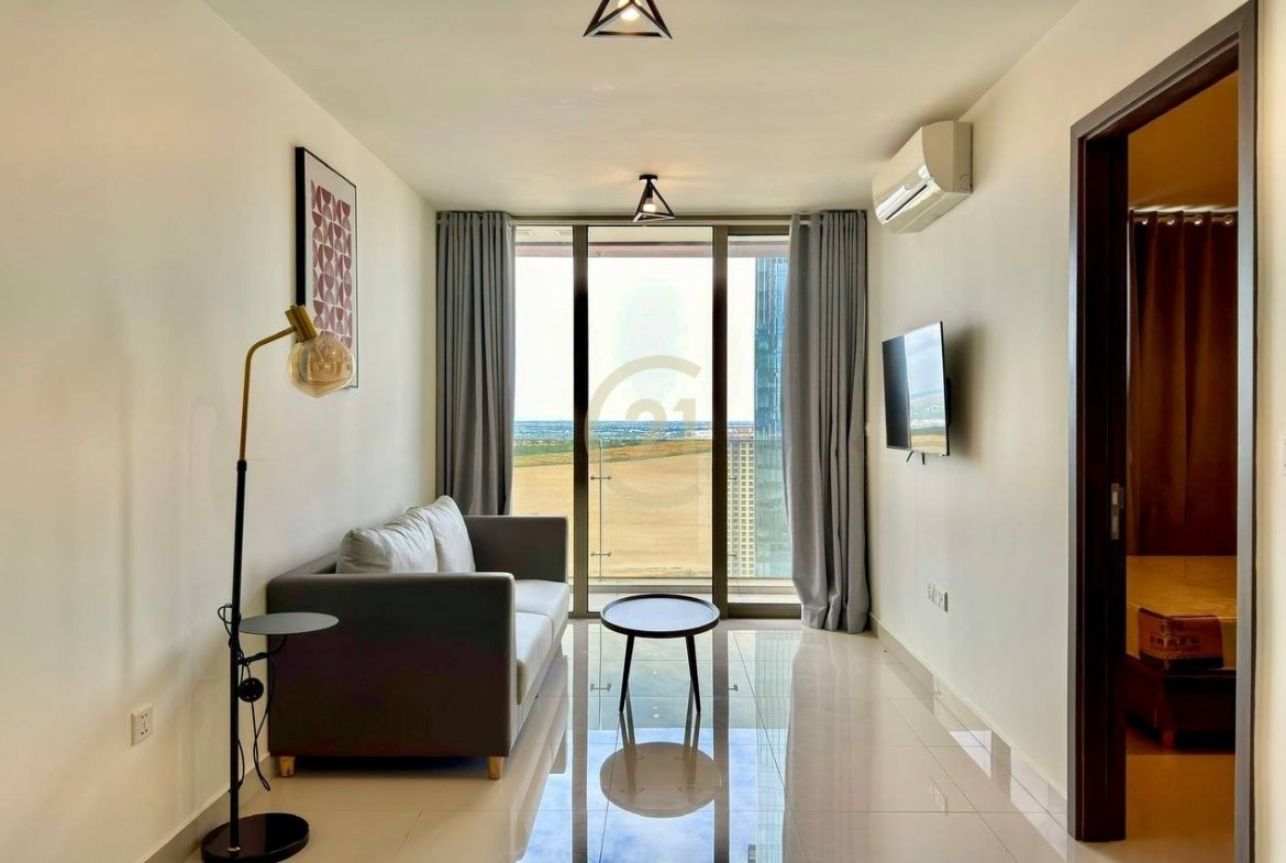LUXURIOUS THREE BEDROOM FOR RENT