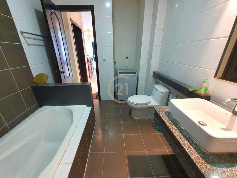 SPECIOUS ONE BEDROOM FOR RENT