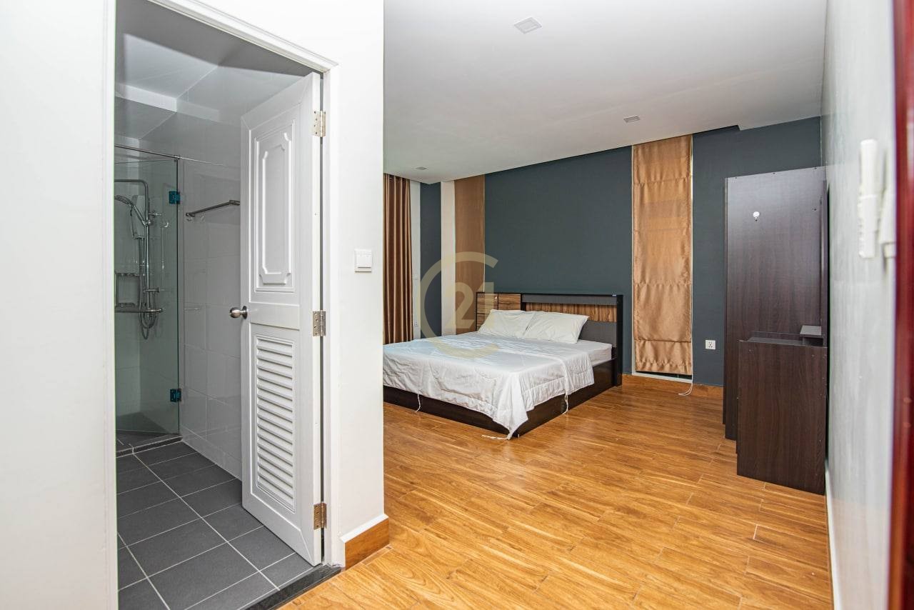 WESTERN TWO BEDROOM FOR RENT