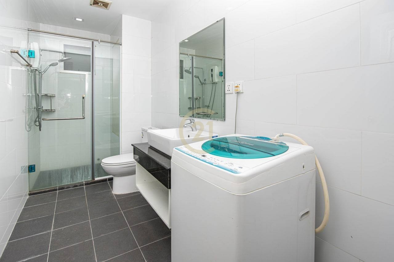 WESTERN TWO BEDROOM FOR RENT