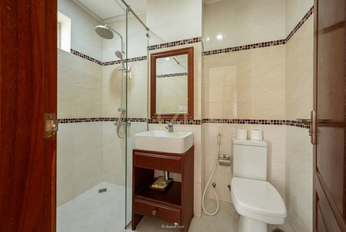 CLASSIC TWO BEDROOM FOR RENT