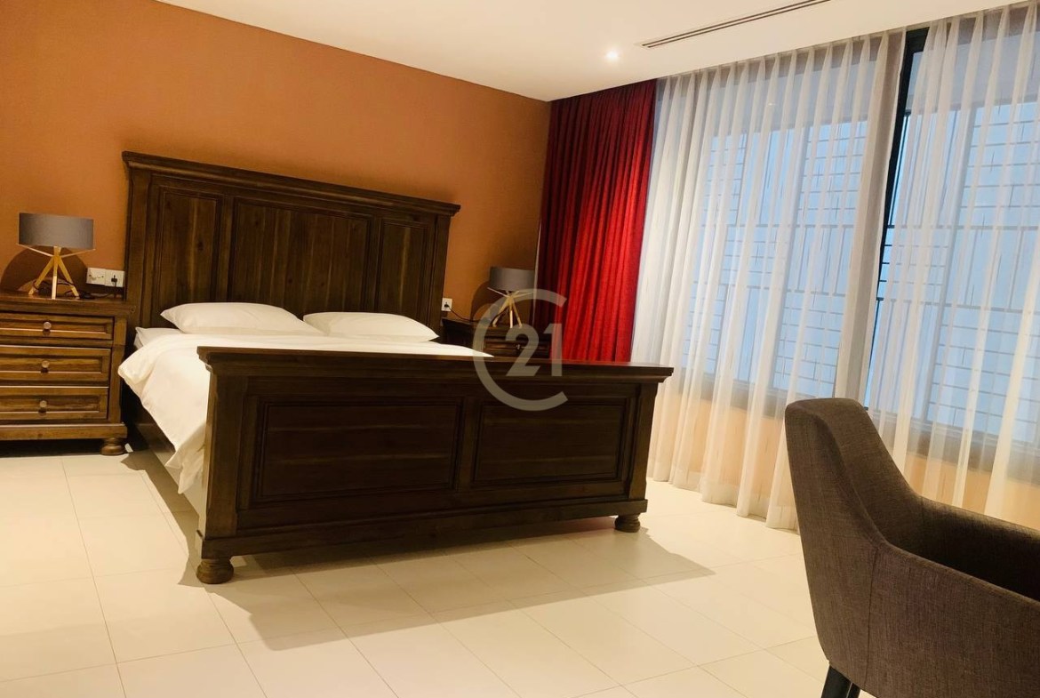DUPLEX TWO BEDROOM FOR RENT