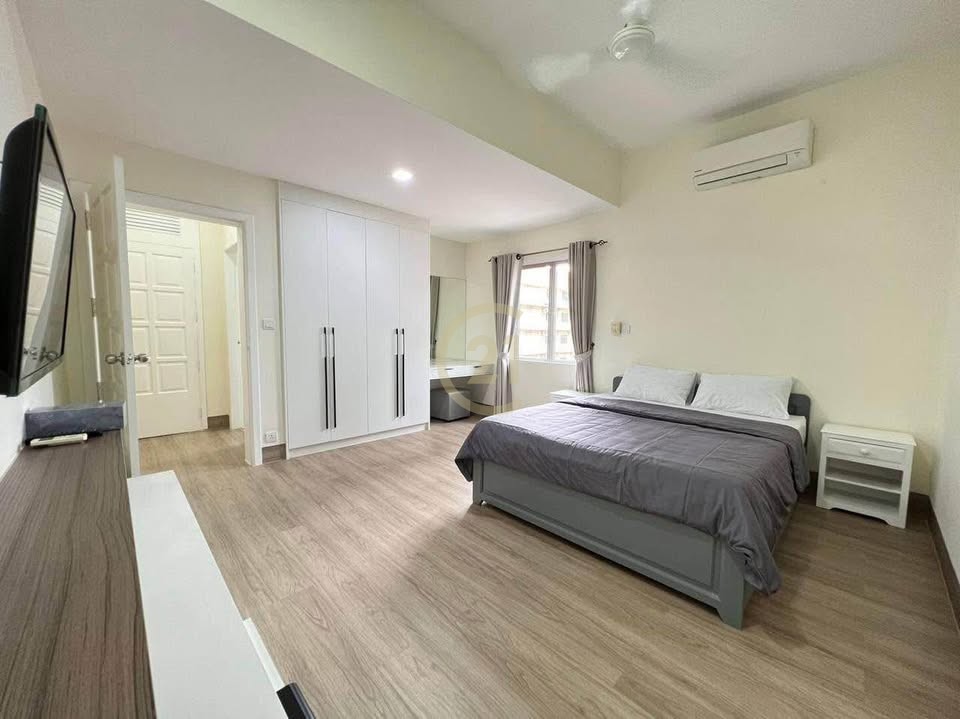 LUXURIOUS THREE BEDROOM FOR RENT