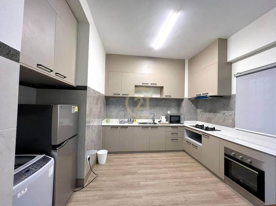 LUXURIOUS THREE BEDROOM FOR RENT